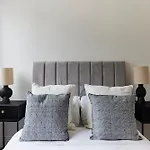 The Wembley Getaway - Lovely 2Bdr Flat